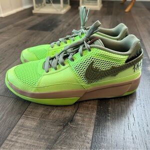 Nike JA MORANT 1 Low Zombie Halloween Lime Blast Size 7Y FV6097-300 EUC Bball